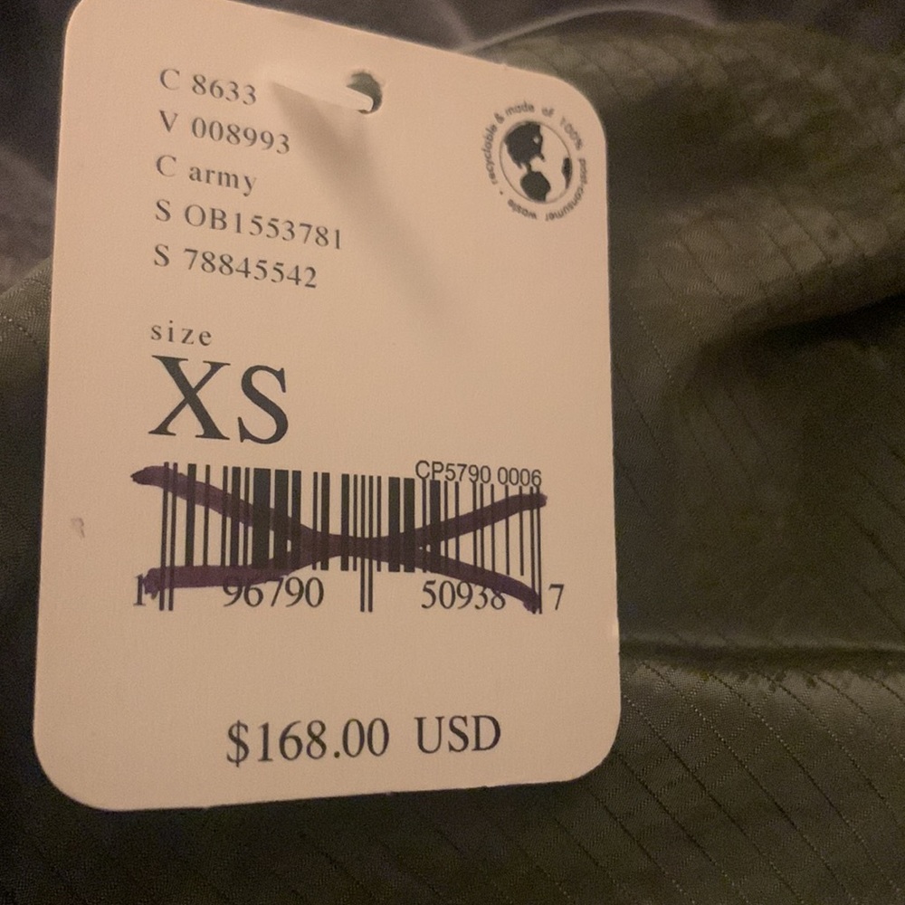 FREE PEOPLE-Movement - Starting Lineup Windbreaker - Picture 7 of 7